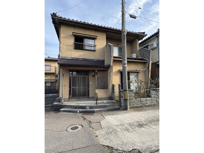 Imizu City, Shonishimachi 1-chome (Rokudoji Station) 2-story 6DK