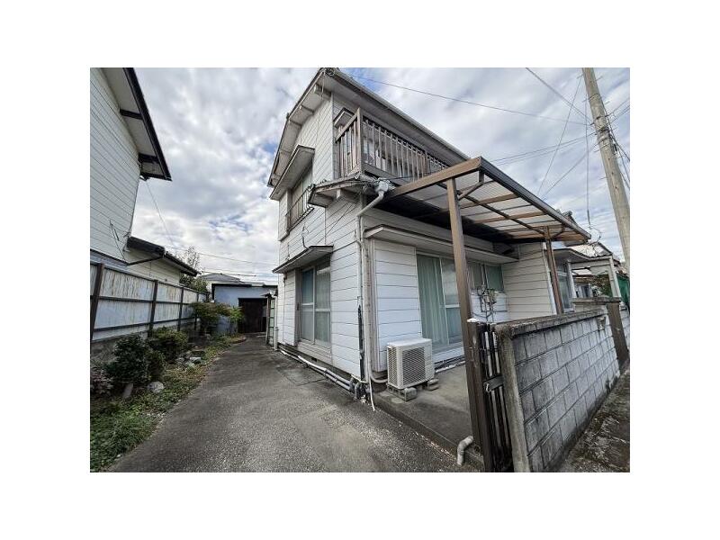 2-chome, Meito-cho, Tokushima-city (Ayukuro station) 2F 4K

2,800,000 yen