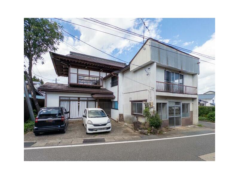 Onuma-gun, Aizumisato-machi, Tateishida, Aza Miyahigashi Otsu (Shin-Tsuruga Station) 2-story building 8DK