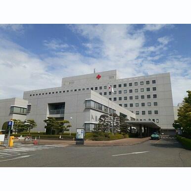 日本赤十字病院まで1200m