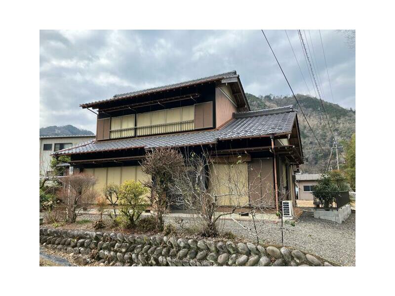 Kamo District Nanzo Town Kamiaso (Kamiaso Station) 2-story 6DK