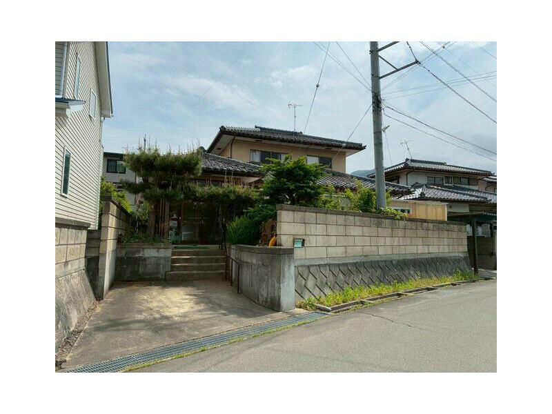 Suzaka City, Oaza Kamekura (Suzaka Station) 2-story building 6DK