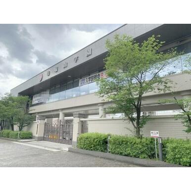 帝塚山中学校 距離:3,000m