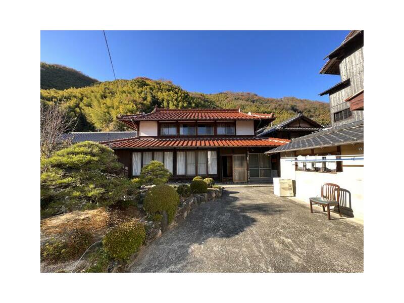 Iwakuni City, Koze (Waki Station) 2-story building 9DK