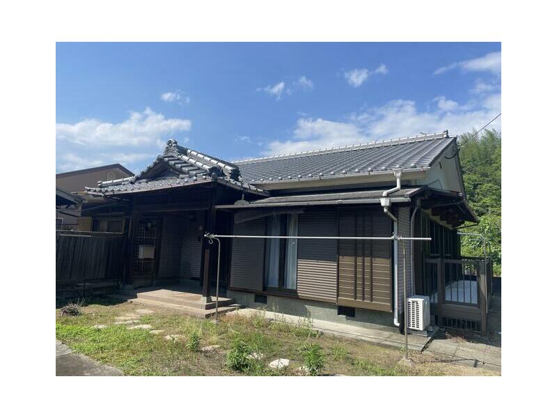 Nobeoka City, Minami Ikkaoka 1-chome (Asahigaoka Station) Single-story building 5DK