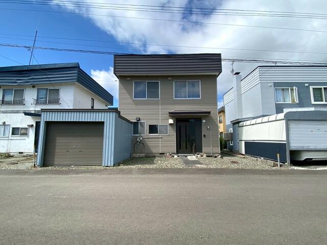 北海道岩見沢市の一戸建て | 98万円 | 5LDK | 200.62m² | Akiyama house finder