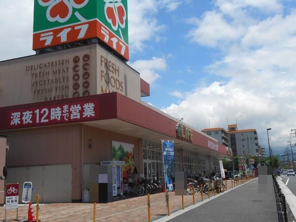 アットホーム 東大阪市 長瀬町1丁目 長瀬駅 3階建 4ldk 東大阪 市の中古一戸建て 提供元 センチュリー21株式会社近畿不動産販売東大阪店 一軒家 家の購入