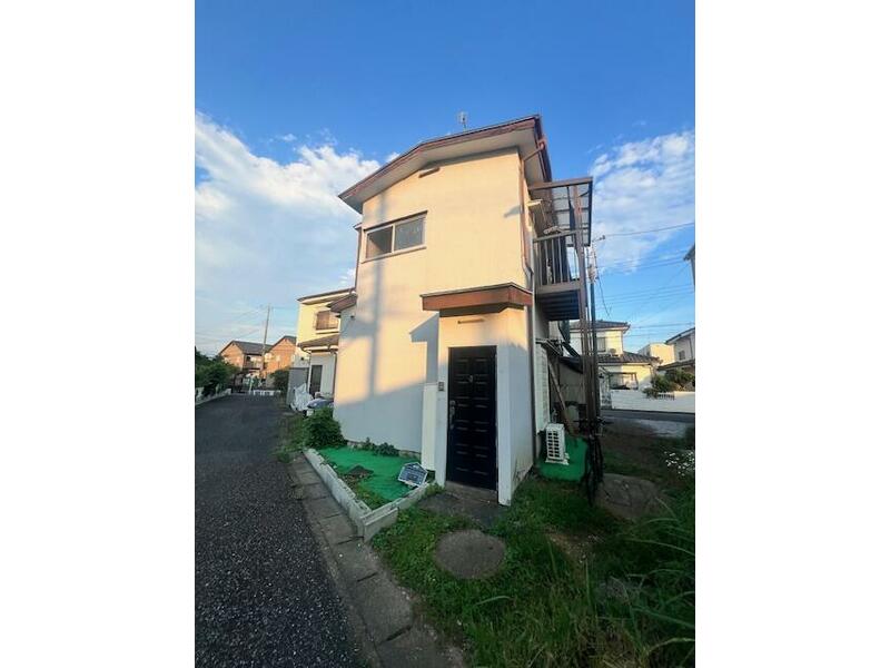 Kawagoe City, Yoshida Shinmachi 3-chome (Tsurugashima Station) 2-story building 2K