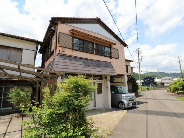 アットホーム 高富ガレージハウス 戸建 ７ｋ 提供元 ホームメイトｆｃ岐阜北店 ユージーハウス 株 山県市の賃貸一戸建て