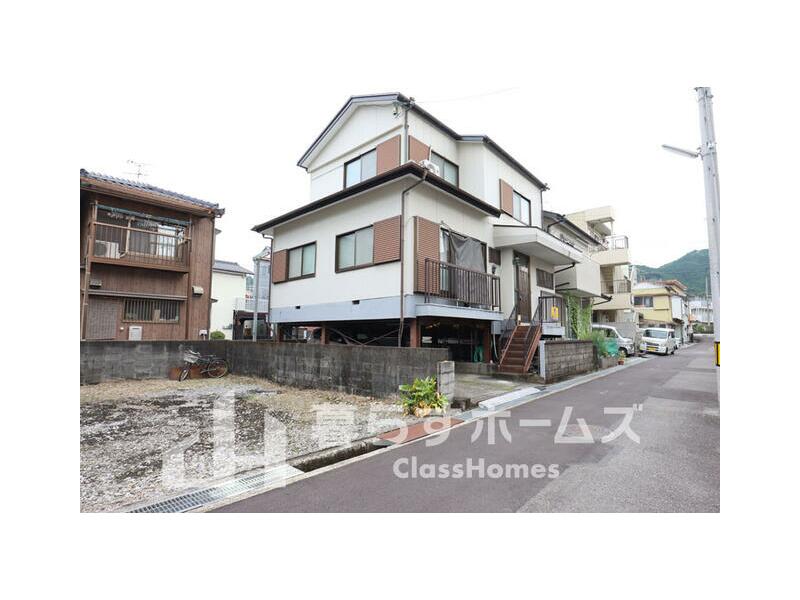 Kochi City, Minamitakeshima-cho (Sanbashi Shako Mae Station), 2-story, 5DK
