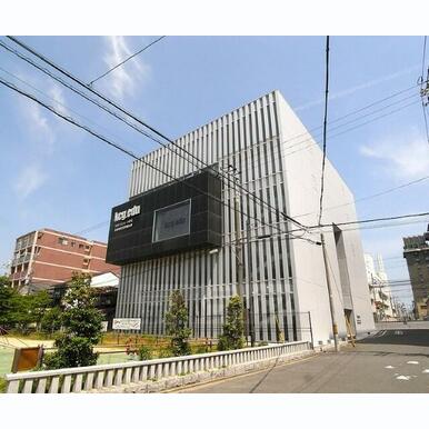 京都コンピュータ学院(京都駅前) 距離:1,600m