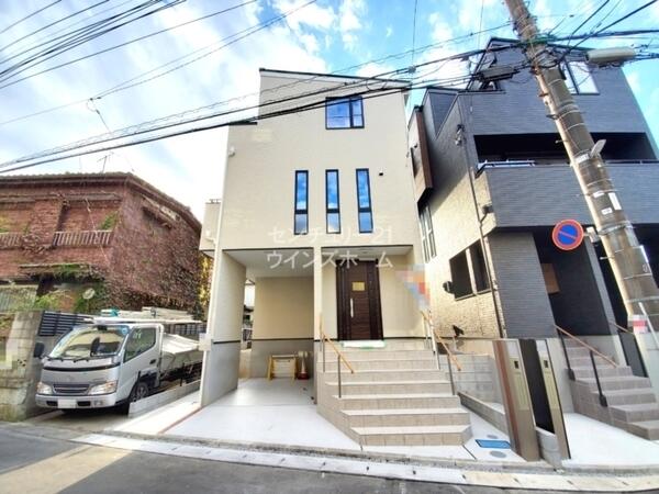 アットホーム さいたま市南区 大谷場1丁目 浦和駅 3階建 4ldk さいたま市南区の新築一戸建て 提供元 センチュリー21株式会社ウインズホームさいたま店 一軒家 家の購入