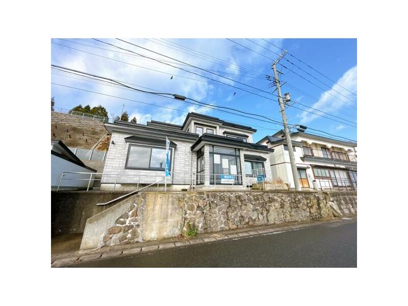 Mutsu-shi, Mutsu Obatacho Waku-date (Shimokita station) 2F 4LDK

7.49 million yen