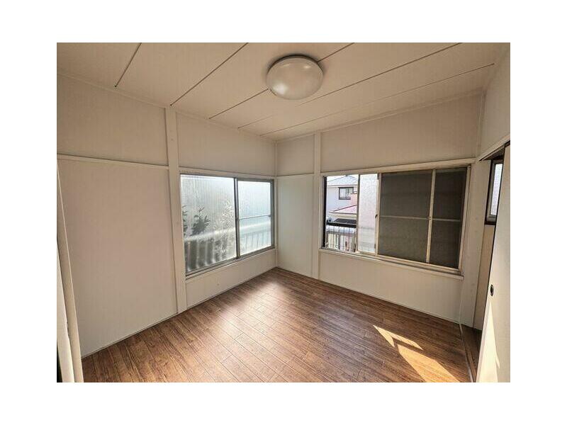 Kushibashi, Isehara-shi (Tsurumaki Onsen Sta.) 2F 3DK

7.8 million yen