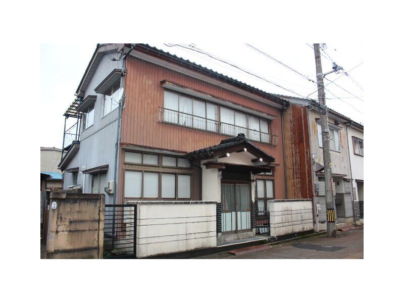 Takaoka City Marunouchi (Hirokoji Station) 2-story building 6DK