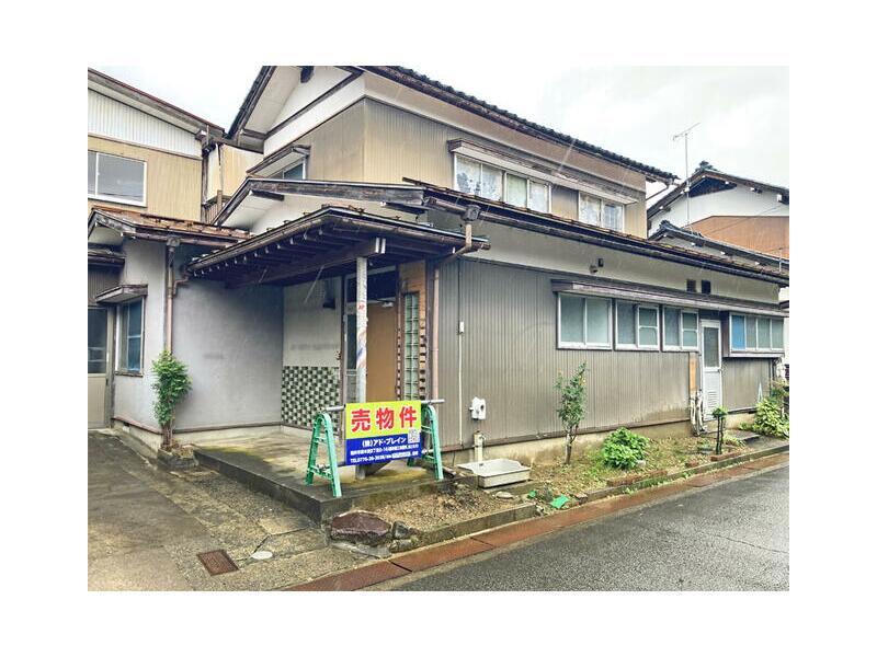 Echizen City Kamiohta-cho (Kitafu Station) 2-story 6DK