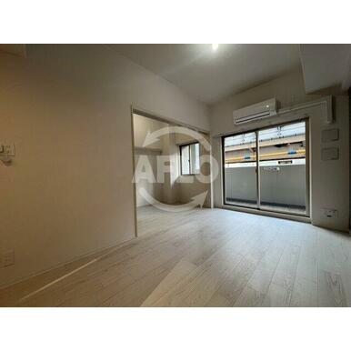 エスリードレジデンス梅田グランマークス　洋室