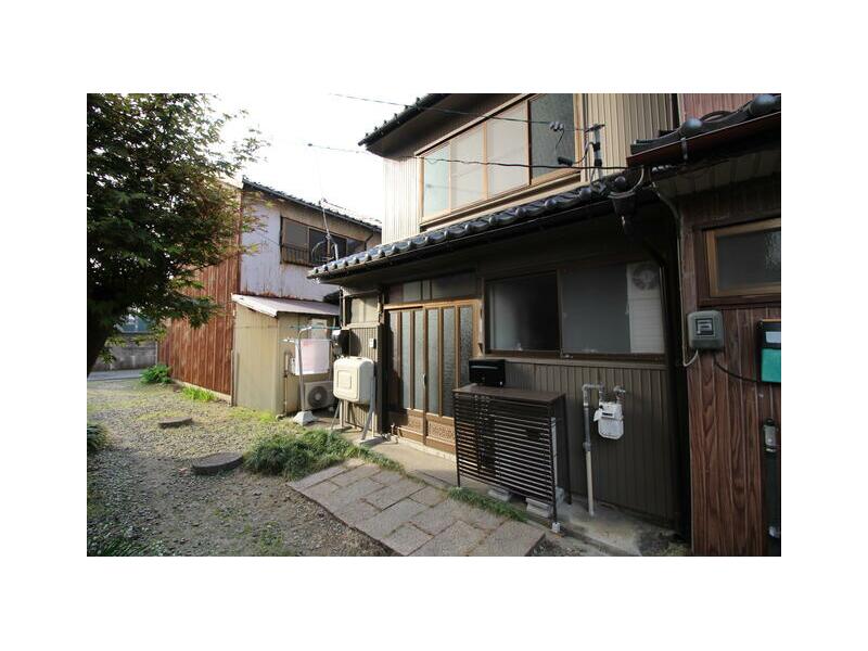 Takaoka City, Marunouchi (Hirokoji Station), 2-story, 3K