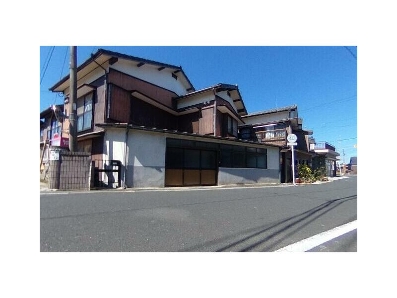 Chikujo District, Chikujo Town, Oaza Shiida (Shiida Station) 2-story building 8LDK