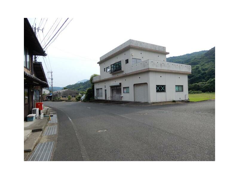 Hirado City, Iwatotani Town (Tabira Hirado-guchi Station), 2 stories above ground, 1 basement, 4DK
