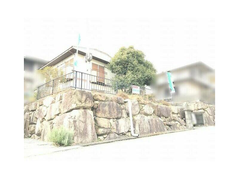 Bodaiji-Nishi 7-chome, Konan-city (Yasu Sta.) 2F 4DK

4,980,000 yen