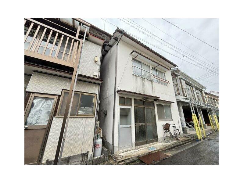 Yahatahama City, Jingu-mae (Yahatahama Station) 2-story building 3K