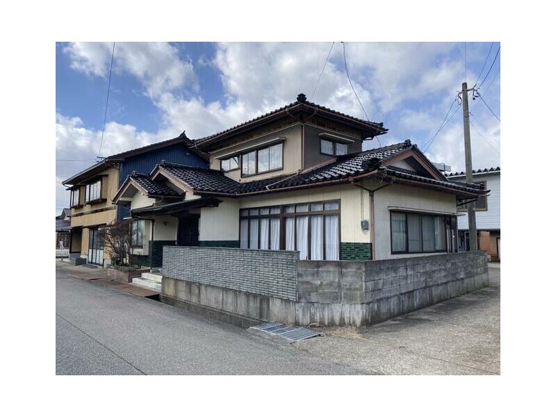 Takaoka City Nakada 2-story 4LDK