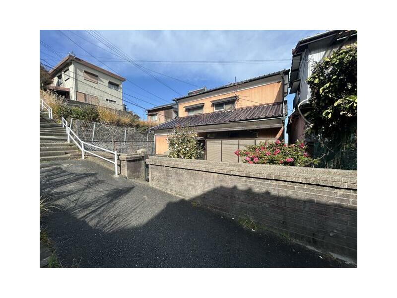 Kitakyushu City, Yahatanishi Ward, Hobashira 1-chome (Yahata Station) 2-story 4DK