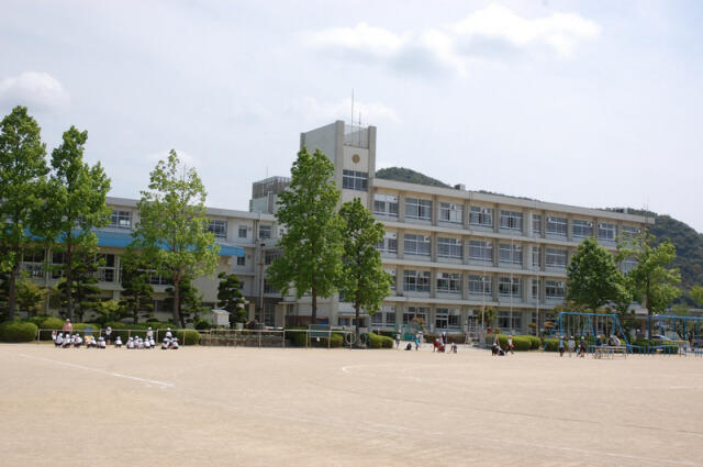 アットホーム プレスト国分寺 ａ１０６ ２ｌｄｋ 提供元 すまいるホーム 株 姫路駅前店 姫路市の賃貸アパート