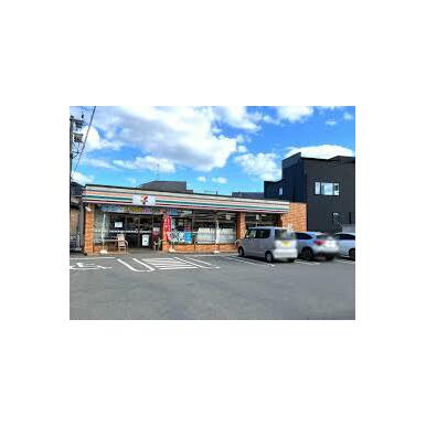 セブンイレブン 針摺店 距離:218m