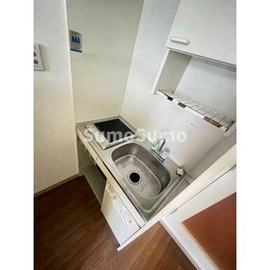 コンパクトなキッチンで掃除もラクラク