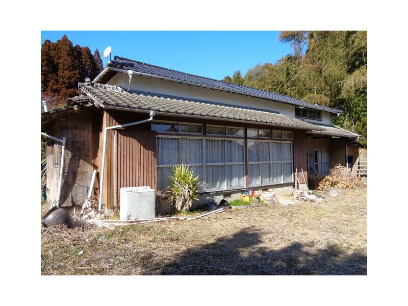 Oaza Yotsubara, Minamiseki-cho, Tamana-gun (Omuta station) 2F 5K

1.5 million yen