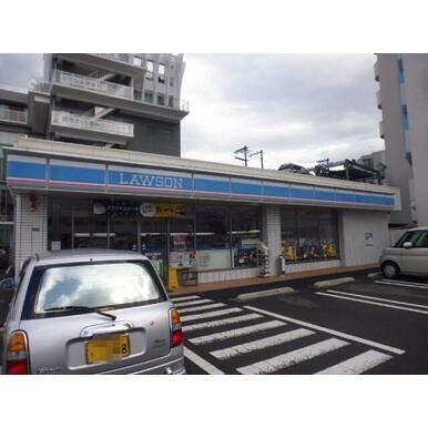 ローソン 距離：327m