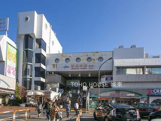 アットホーム 足立区 西新井栄町１丁目 西新井駅 3階建 ３ｌｄｋ 足立区の中古一戸建て 提供元 株 東宝ハウス城東 一軒家 家の購入