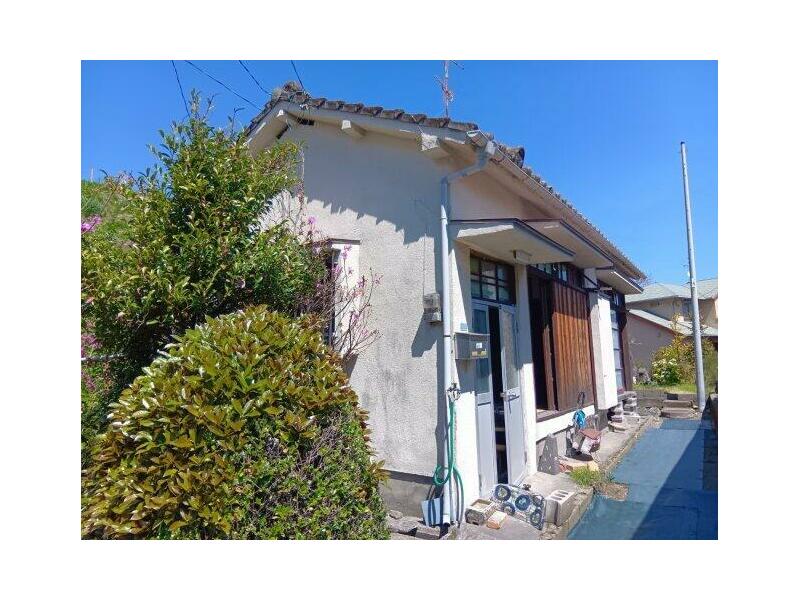 Kagoshima City, Karumoto 3-chome (in front of Engineering Department Station) Single-story building 3DK