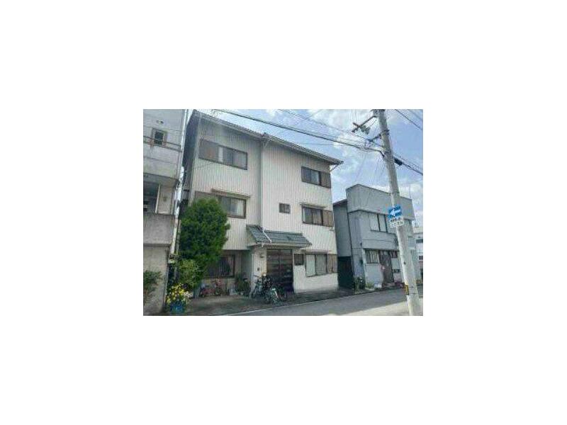Kochi City, Futaba-cho (Chiyomachi 1-chome Station) 3-story 7DK