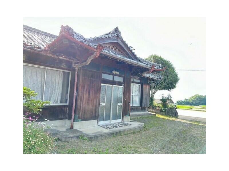 Kobayashi, Doi-cho, Shikokuchuo-shi (Iyo-Doi station) Single story house, 7K

Single-story house 7K 3.6 million yen