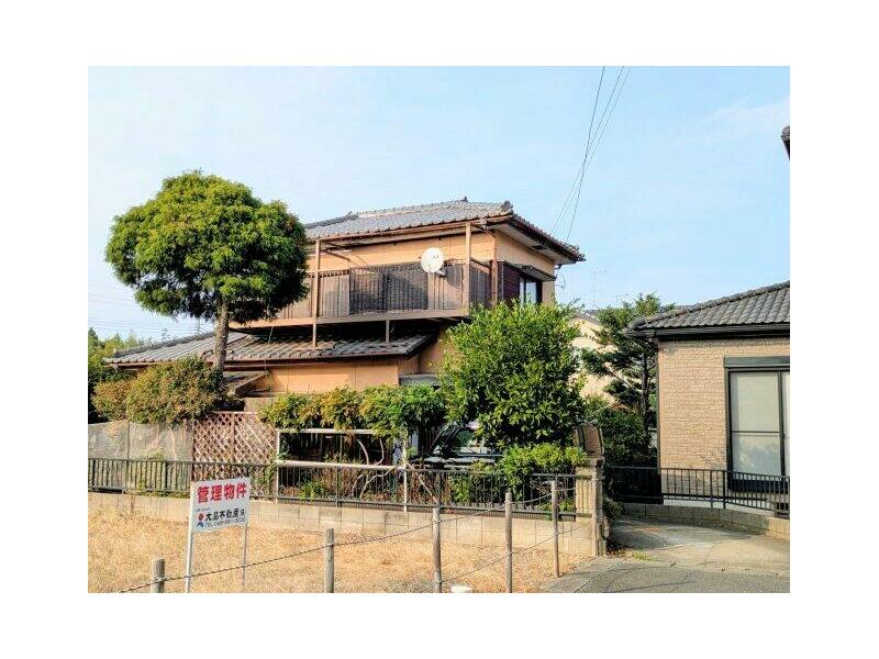 2F 4DK in Yorii-machi, Osato-gun, Hokkaido

3.9 million yen
