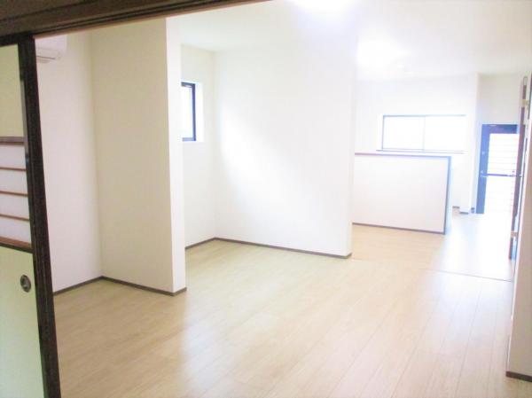 アットホーム 上越市 仲町１丁目 高田駅 2階建 ４ｌｄｋ 上越市の中古一戸建て 提供元 株 カチタス 上越店 一軒家 家の購入