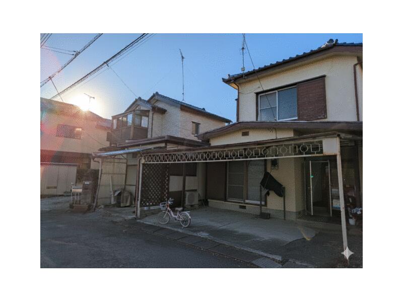 2-chome, Saiwai-cho, Kanuma-shi, Kanuma (Kanuma Sta.) 2F 6DK

2,000,000 yen