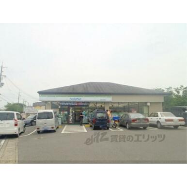 ファミリーマート　松尾大社前店 距離：150m
