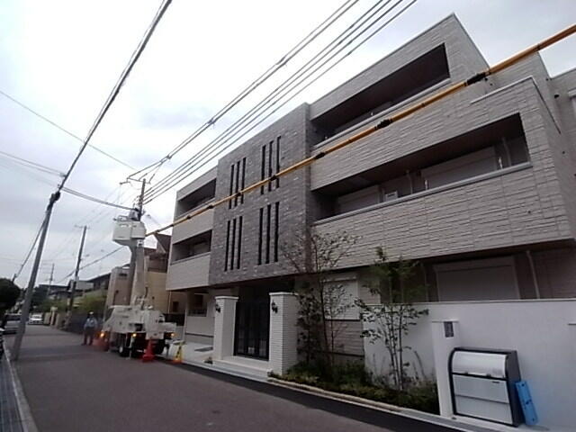 アットホーム ｒｏｓｅ ｇｒａｎｄｅ ｋｏｓｈｉｅｎ １０２ ２ｌｄｋ 提供元 ミニミニｆｃ阪神甲子園店 シティネット 株 西宮 市の賃貸マンション
