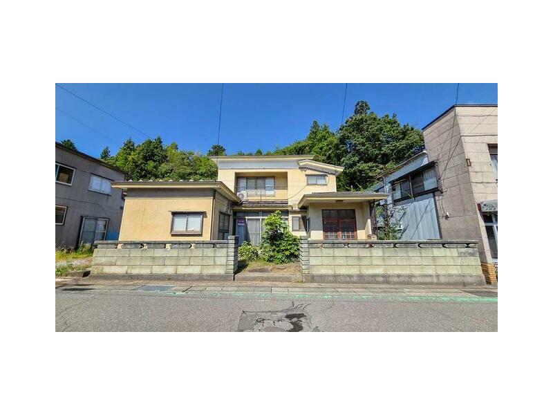 Yurihonjo City, Yajima Town, Tate Town (Yajima Station) 2-story 8K