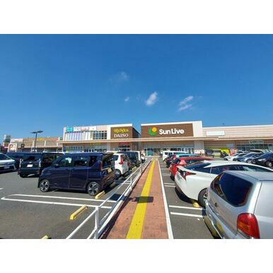 丸珠物産サンリブきふね店 距離：1,955m