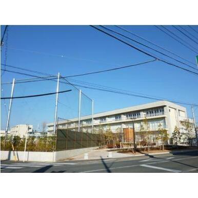 市立北部中学校 距離：490m