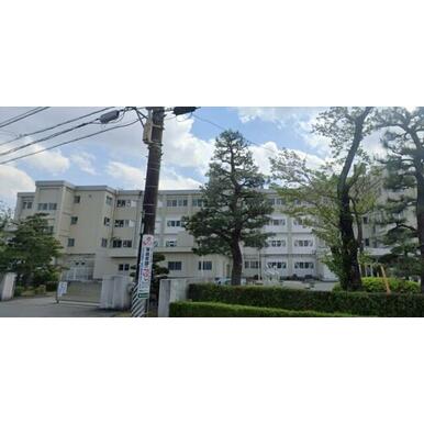 浜松市立積志中学校 距離：1,900m