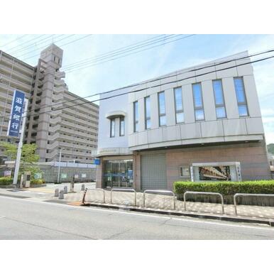 滋賀銀行　能登川支店 距離：1,400m