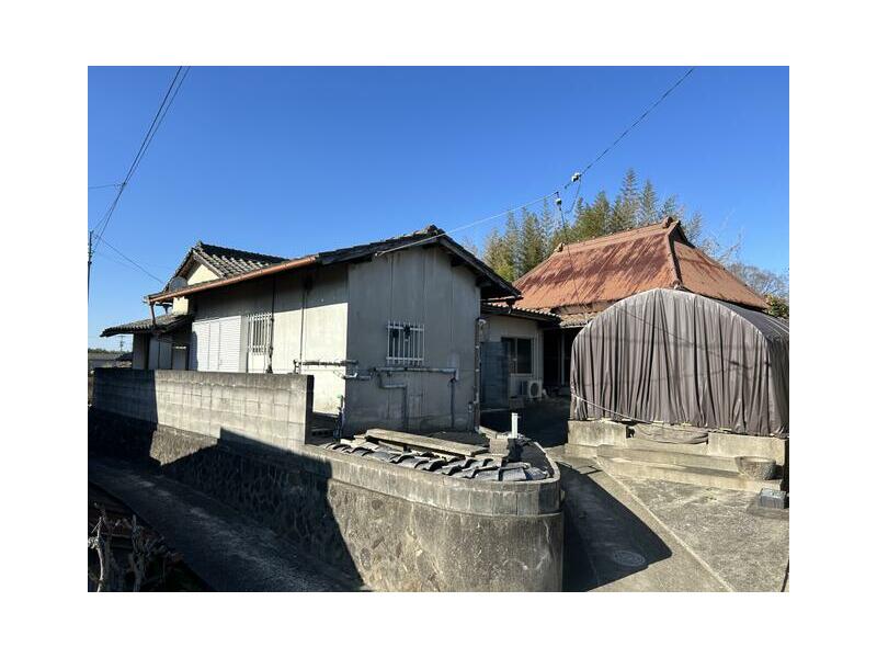 Tsuji, Yamamoto-cho, Mitoyo-city (Motoyama station) Single story house, 9K

1,000,000 yen