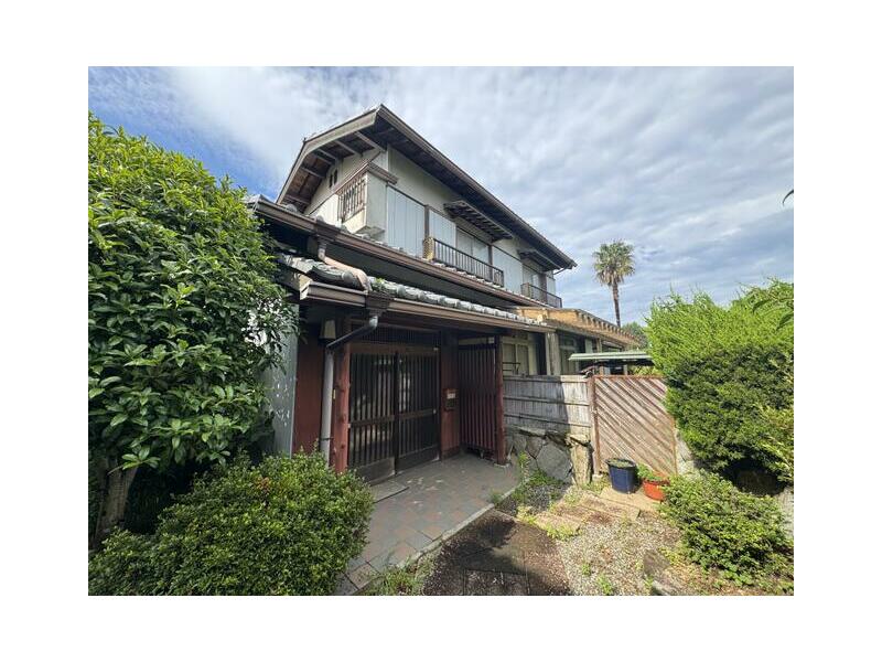 Higashikagawa City Hikida (Hikida Station) 2-story 5DK