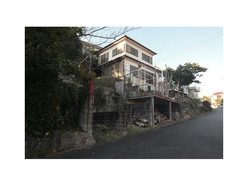 Asahi-cho, Takayama-city, Japan (Kusano station) Single-story building, 4K

1.5 million yen